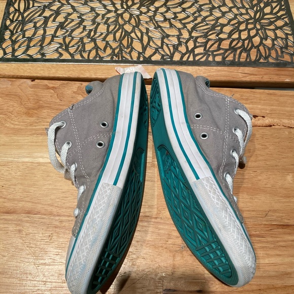 Converse All Stars Chuck Taylor women’s size 4 - Picture 3 of 5